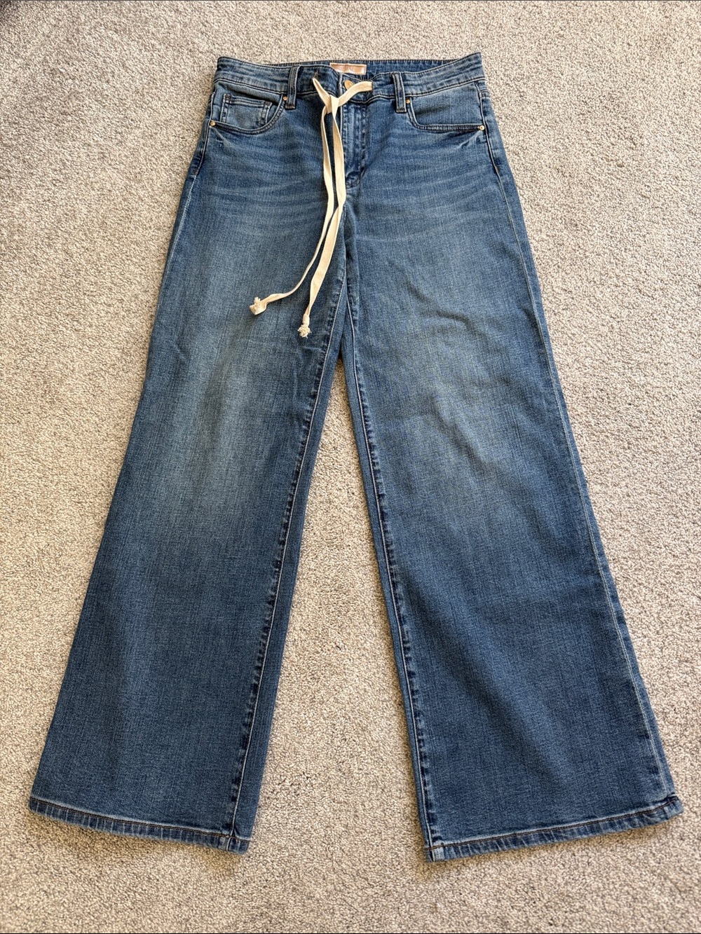Kut from the Kloth Meg Wide Leg Jeans with drawstring waist